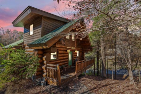 Modern 3BR LOG CABIN 5 Min to Pigeon Forge Pkwy FREE Attraction Tickets